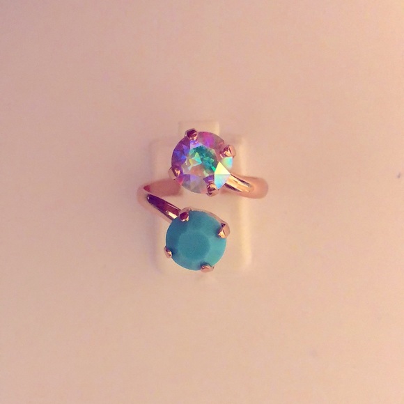 Aurora Borealis + Turquoise Rose Gold Crystal Ring - Picture 5 of 8